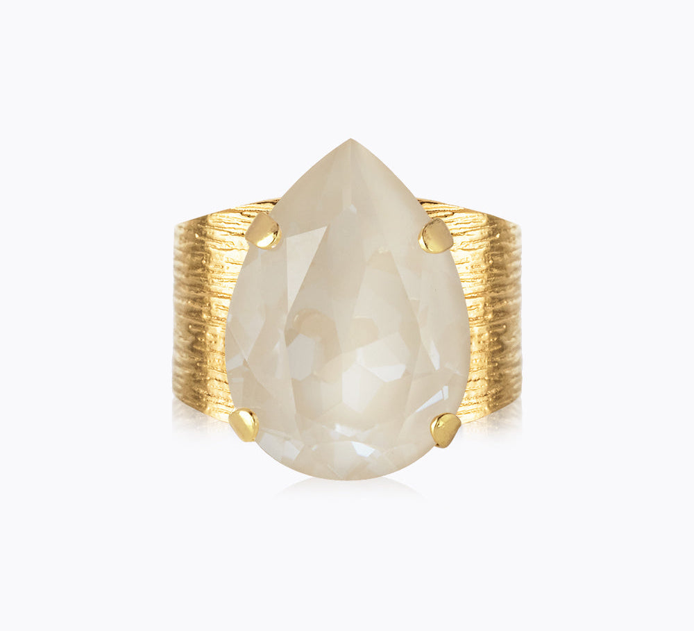 Caroline Svedbom - Classic Drop Ring Linen Ignite Gold