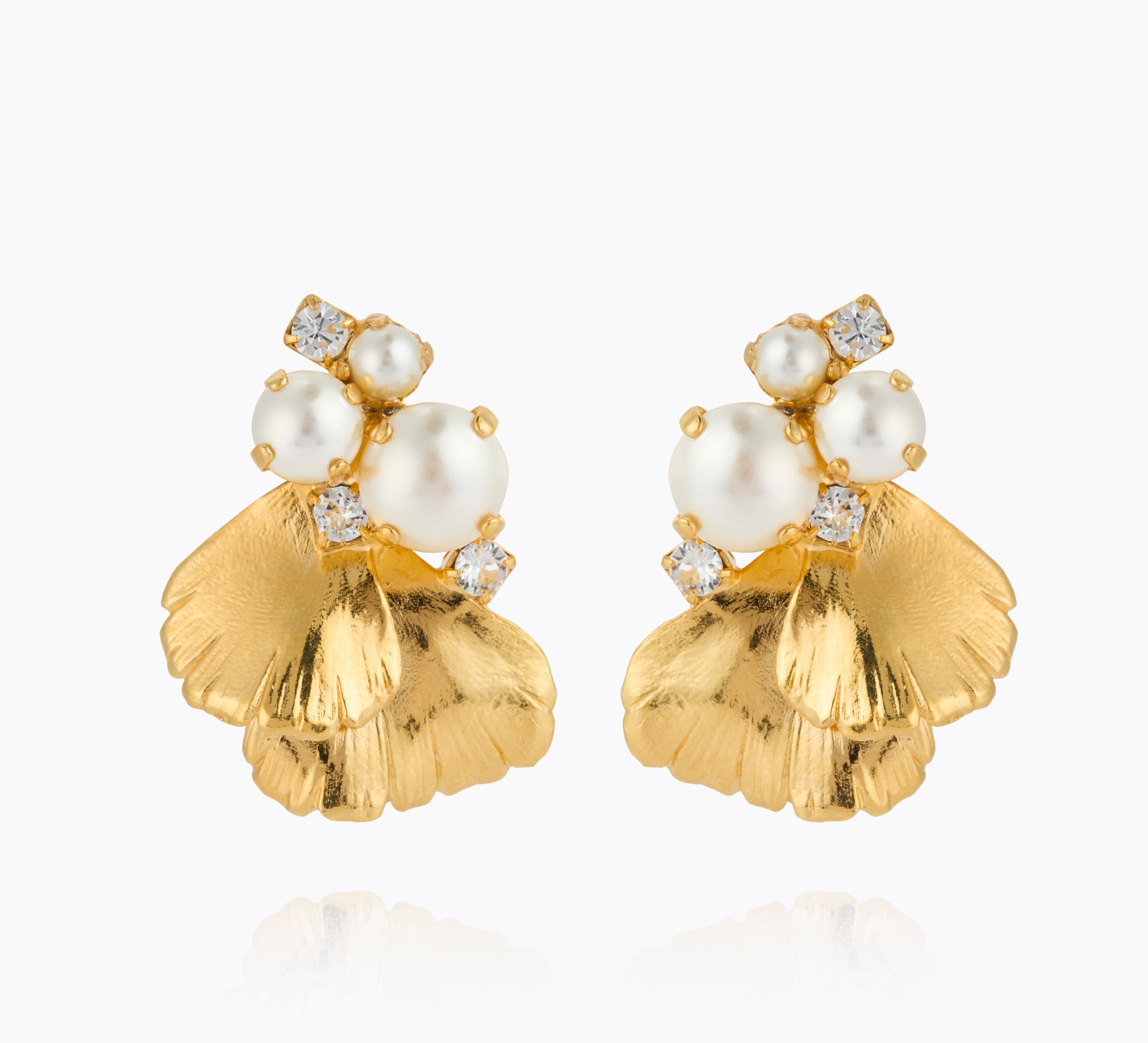 Caroline Svedbom - Lumi Pearl Earrings Pearl Crystal Gold