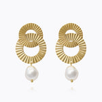 Caroline Svedbom - Mila Pearl Earrings Gold Gold