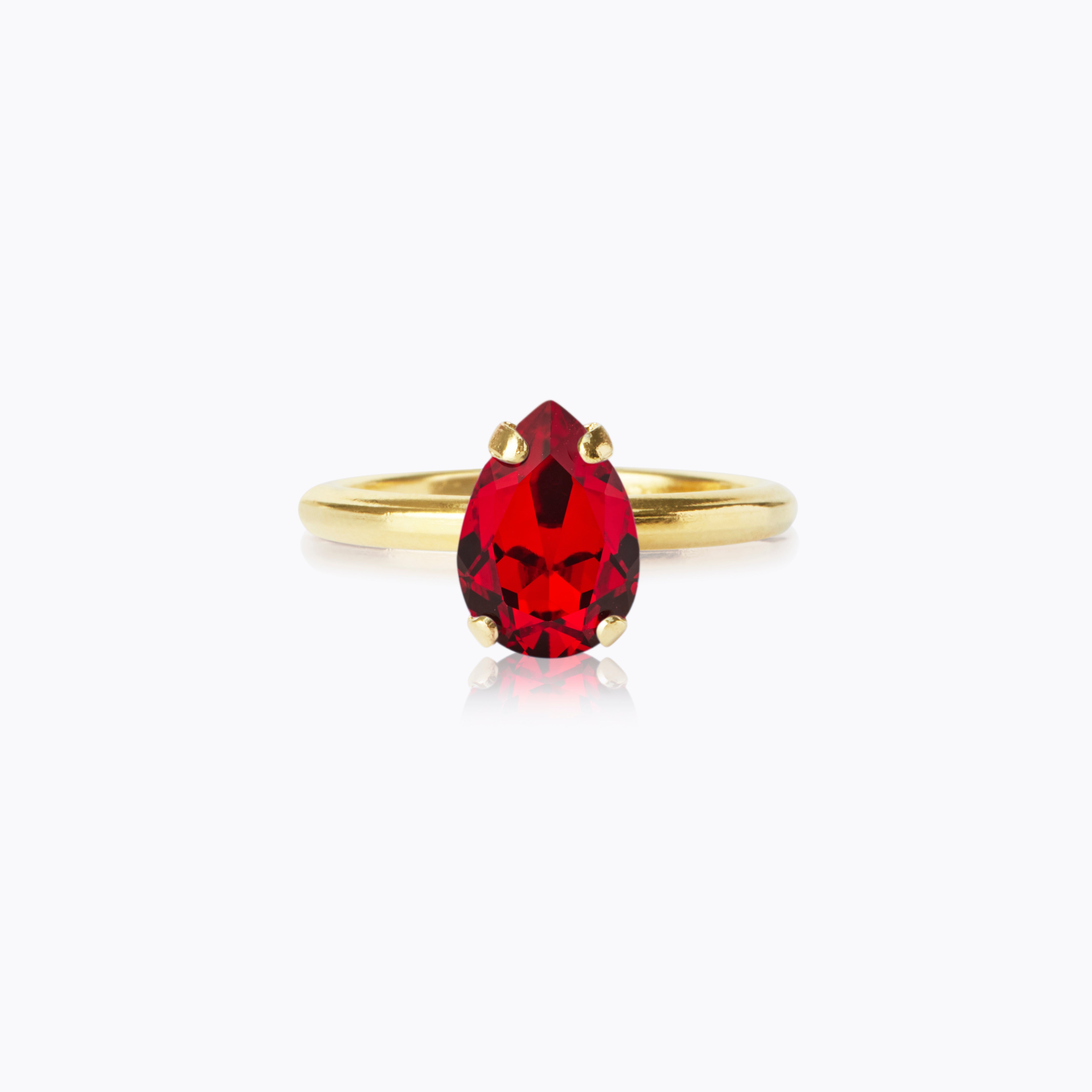 Caroline Svedbom - Petite Drop Ring Light Siam Gold