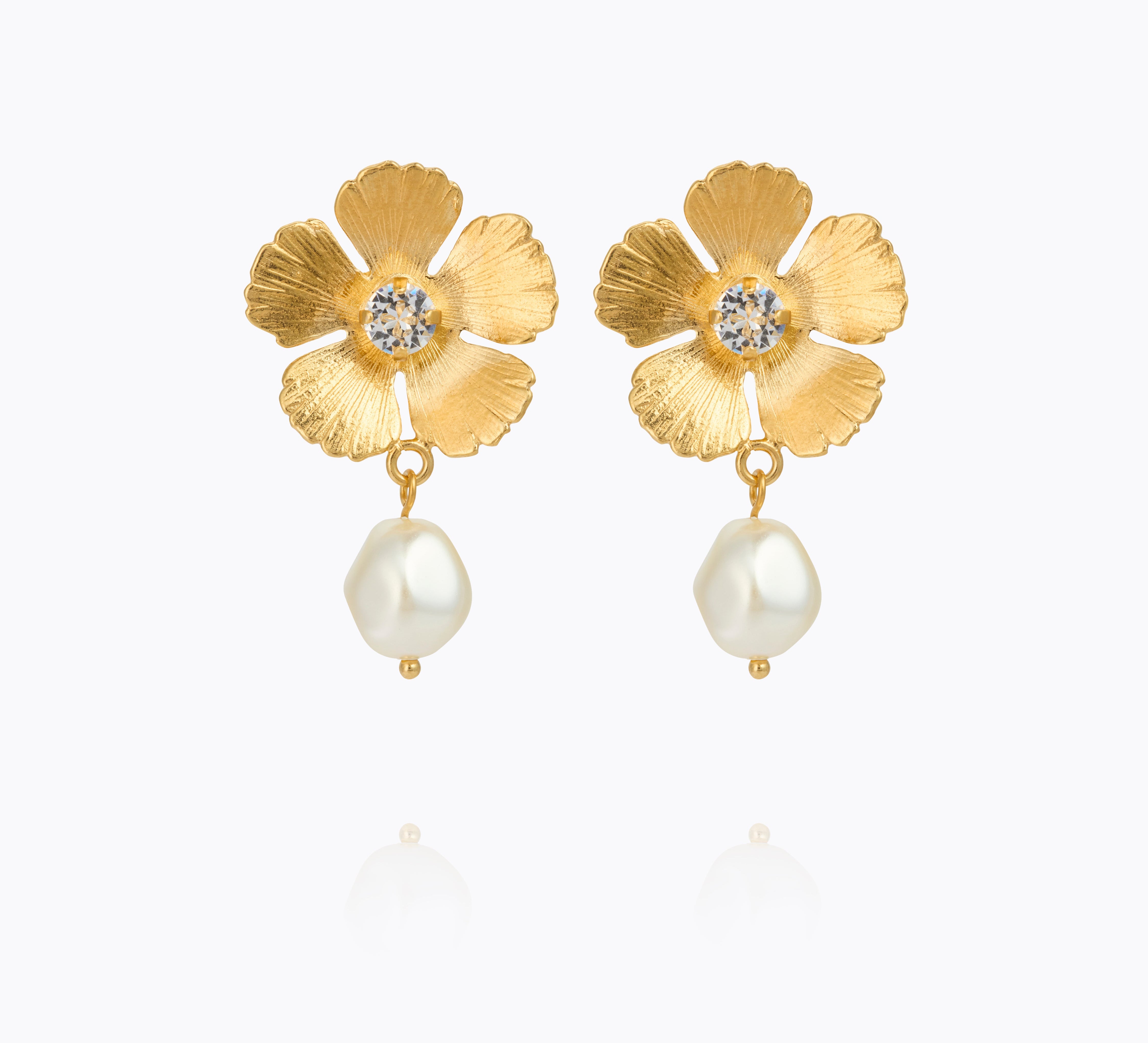 Caroline Svedbom - Mini Anemone Pearl Earrings Crystal Gold
